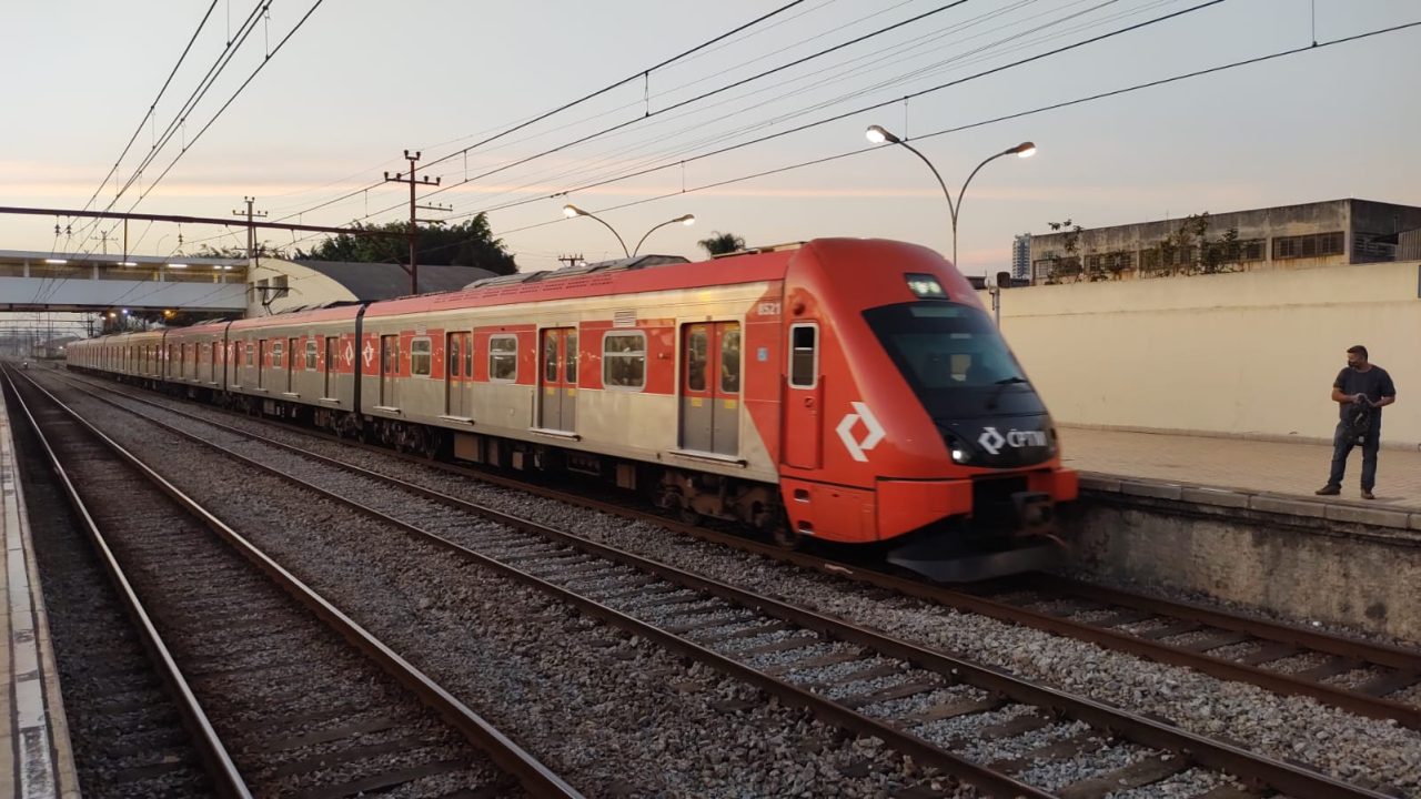 Falha elétrica afeta operação da Linha 10-Turquesa
