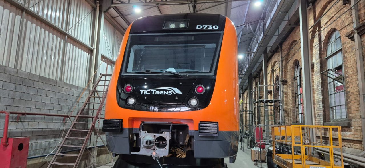 Nova falha prejudica atendimento na Linha 7-Rubi